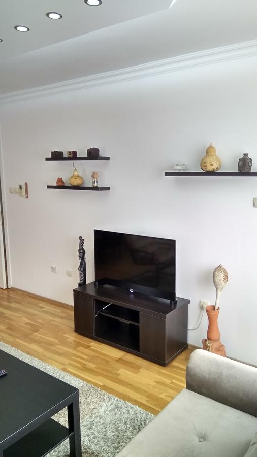Jelena Apartments Нови-Сад Экстерьер фото